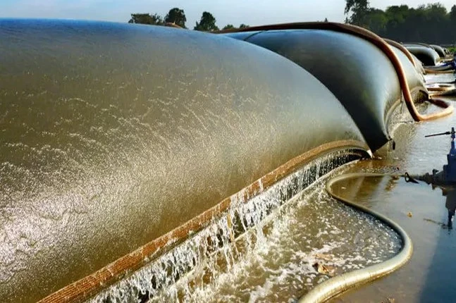 Sacs géotextiles tissés en PP à haute résistance / géotube pour le traitement des eaux usées ou les projets de dragage en mer 0