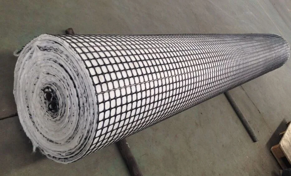 Géogrid composite en fibre de verre biaxial avec géotextile non tissé pour le renforcement du sol/matériau de construction routière 7