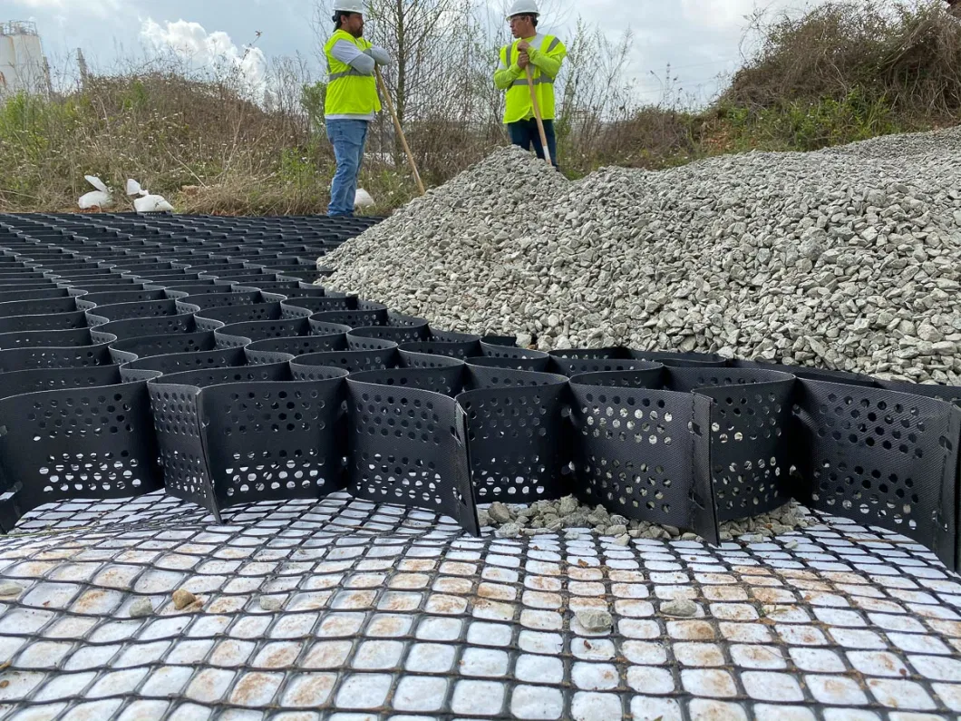 Matériel de réseau de gravier en HDPE pour le système d'allée Geocelle texturée pour le renforcement des routes 0
