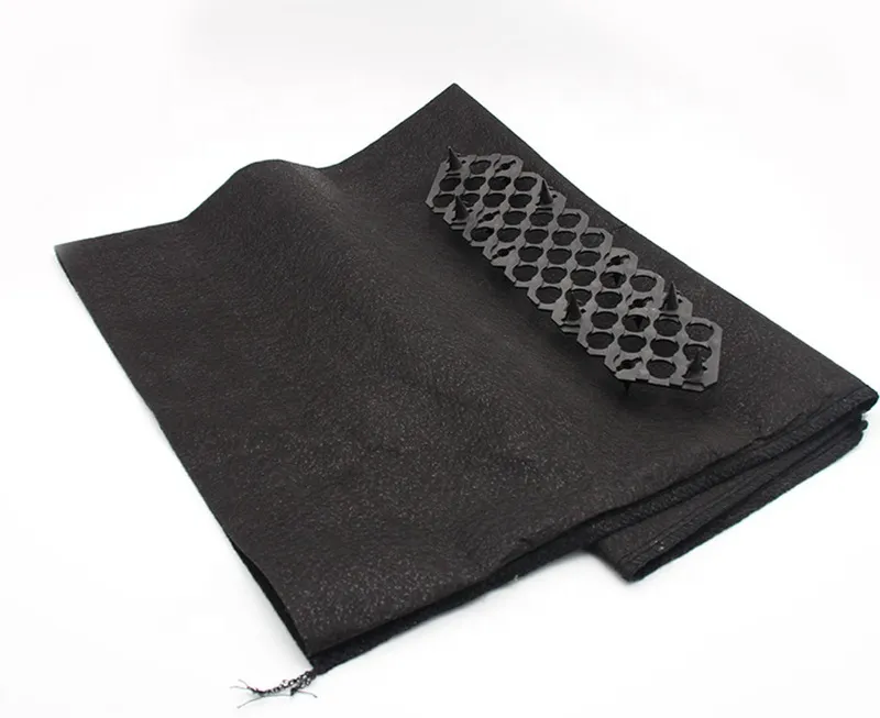 Geobag non tissé Polyester / PP Geobag pour la protection des pentes et le barrage d'herbe pour protéger l'environnement écologique 4