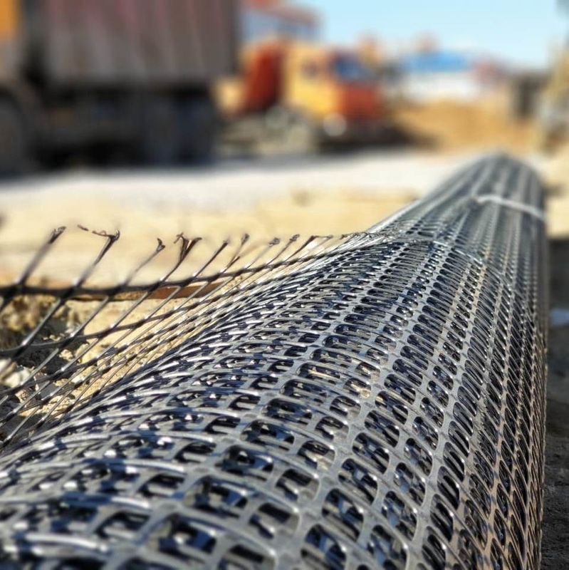Polyester de haute résistance Geogrid pour les remblais basiques et le renfort de murs de pente de sol