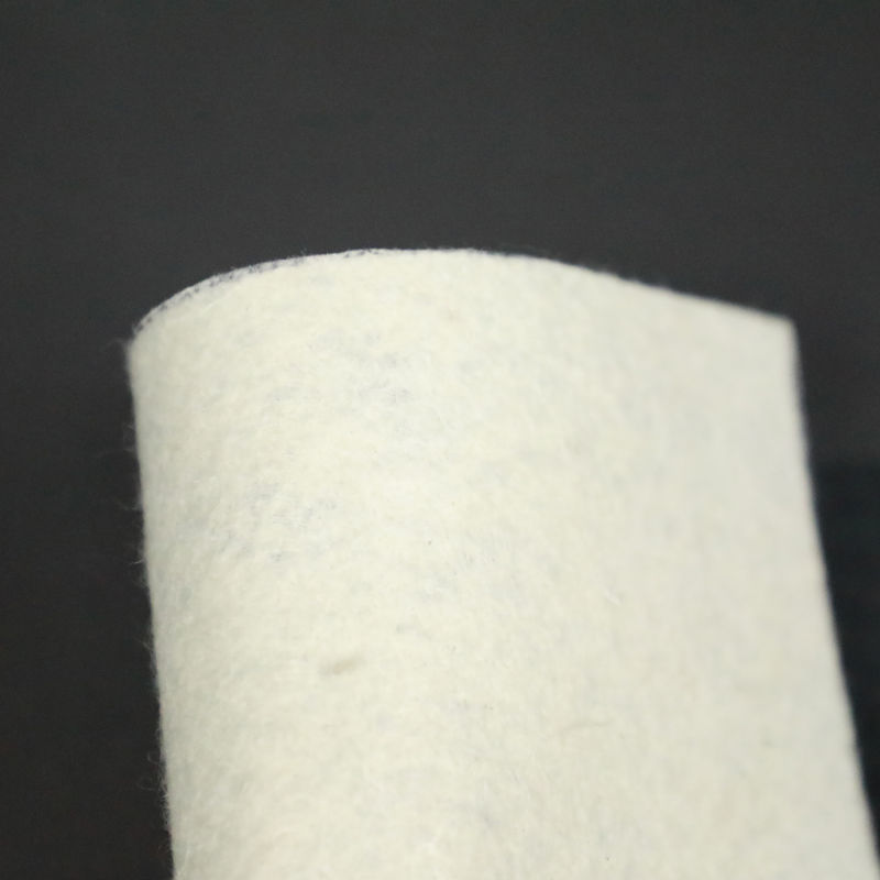 Liner géomembrane composite avec géotextile non tissé pour l'aquaculture