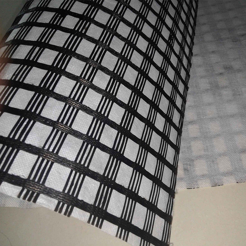 Géogrid composite en fibre de verre biaxial avec géotextile non tissé pour le renforcement du sol/matériau de construction routière