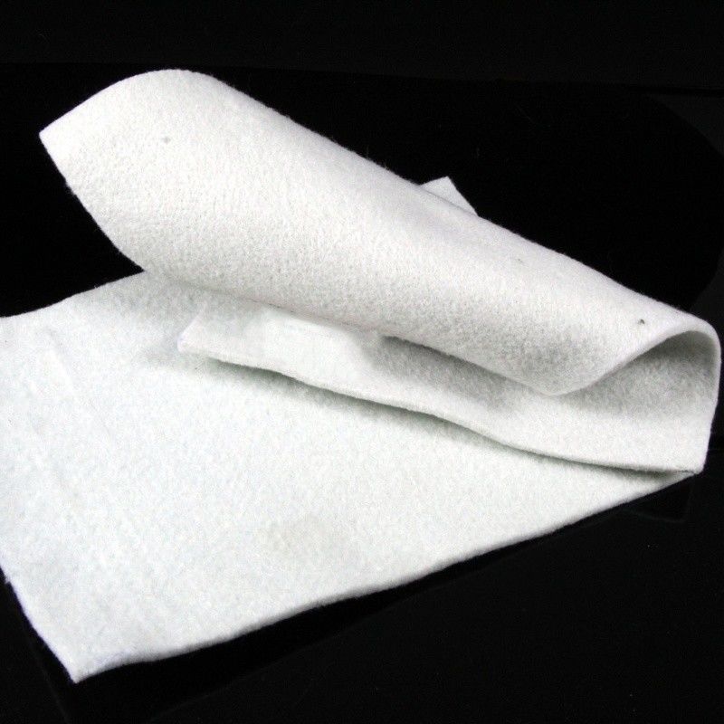 Géotextile Géotextile Géofabric résistant aux UV Polyester courte / aiguille d'accouplement perforée Géotextile non tissé