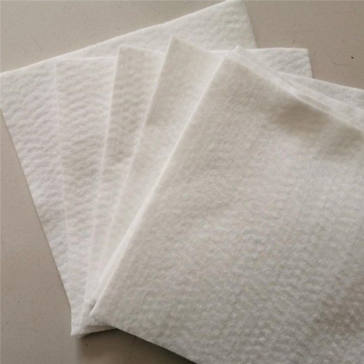 Géotextile Géotextile Géofabric résistant aux UV Polyester courte / aiguille d'accouplement perforée Géotextile non tissé