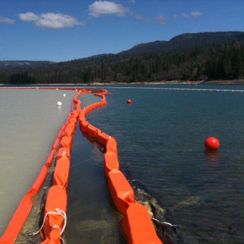 Rideau de sel PVC flottant Rideau de sel confinement Boom Eco-friendly Oil Spilling Boom Rideau de sel pour l'environnement aquatique