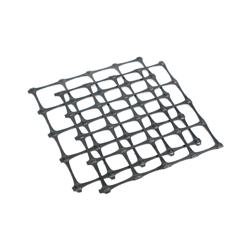 PP Géogrides biassiales Géogrides uniaxiales Géogrides en polypropylène en plastique Géogrides biassiales 15kN 20kN 30kN 40kN 50kN Pour le sol S