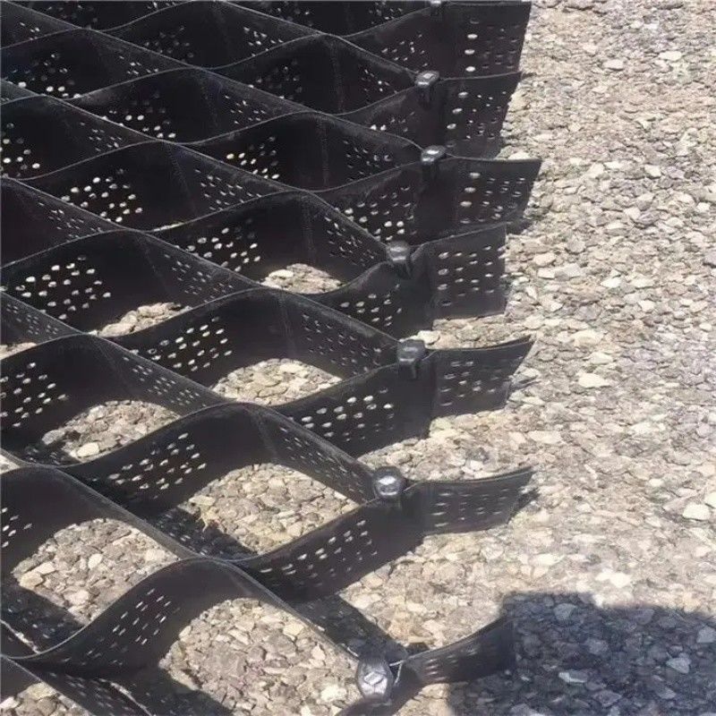 High Honeycomb Black HDPE Geocell Reinforcement Driveway Pour la route Gravier stabilisateur de grille Réservoir de rempart