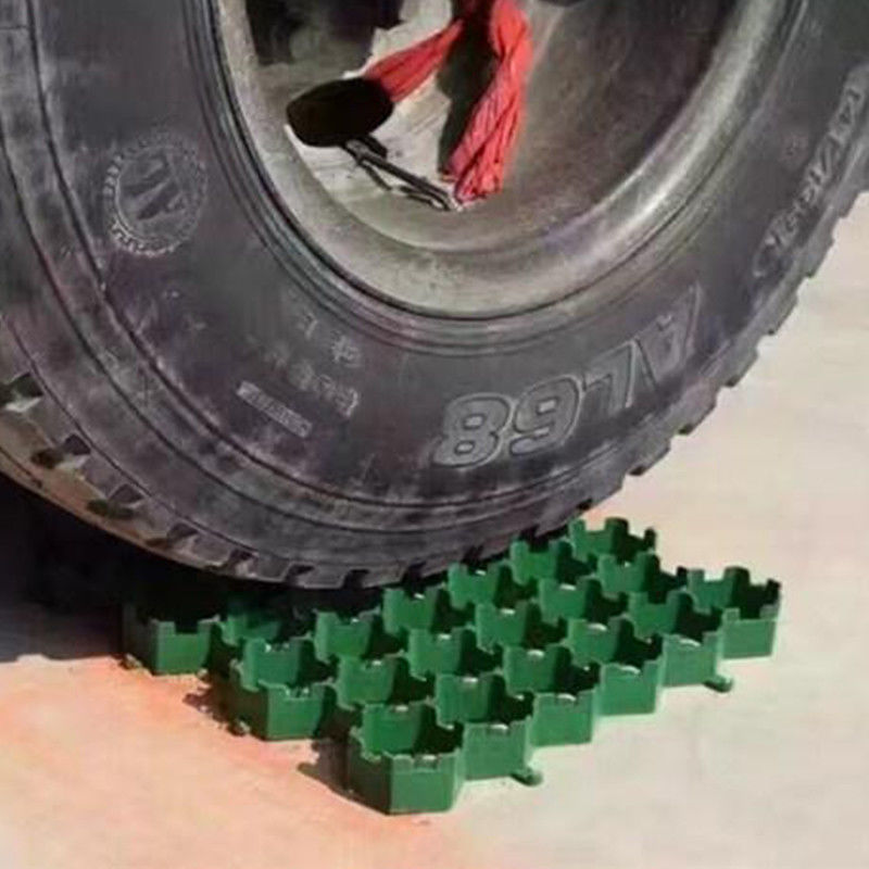 38 mm/48 mm/68 mm Réseau d'herbe en plastique Tapis de protection de l'herbe en HDPE Pavers Réseau pour le système de renforcement du sol