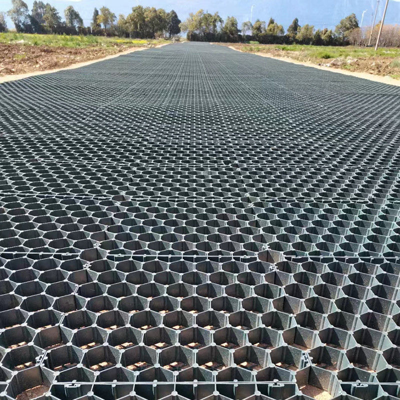 38 mm/48 mm/68 mm Réseau d'herbe en plastique Tapis de protection de l'herbe en HDPE Pavers Réseau pour le système de renforcement du sol
