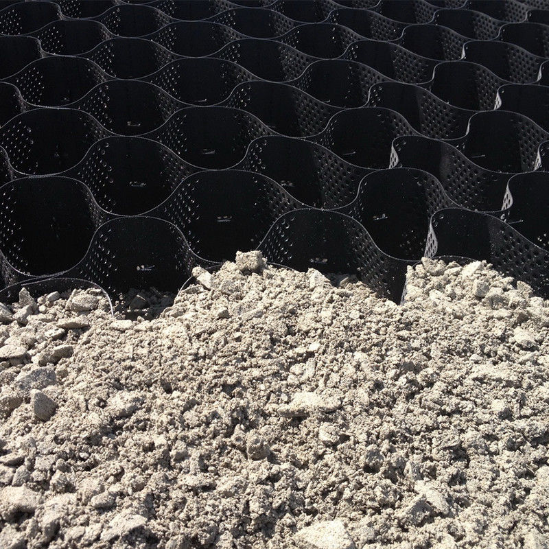 HDPE géocelle en plastique pavée grille noire géocelle HDPE pour le renforcement des sous-sols doux stabilisateur de gravier à faible coût géocelle dans la construction routière