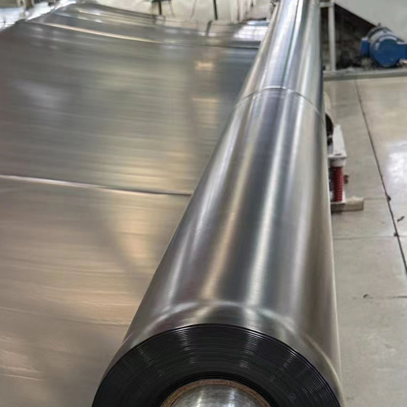 0.75-2.5mm HDPE Geomembrane Liner d'étang Pour les décharges de poissons crevettes d'étang Dam Liner d'étang Mines