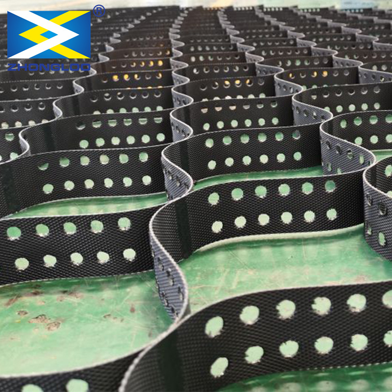 Maillage en plastique bi-axiale à haute résistance à la traction 30kN/m Grille géogridée en PP/PET noir pour le renforcement du sol et la stabilisation de la base des routes