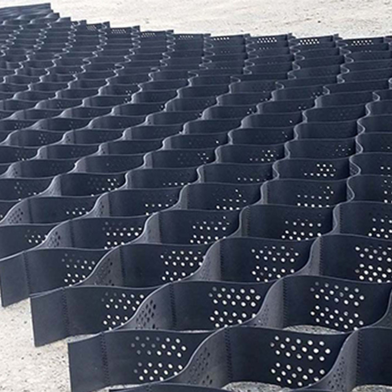 Géocellule HDPE texturée avec trous, système de confinement cellulaire élevé, géocellule HDPE en nid d'abeille pour fondation routière, protection de talus, parking, allée, mur de soutènement