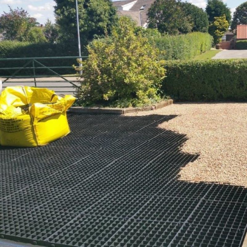 Réseau d'herbe en plastique Parking pavage Réseau de gravier pour produits commerciaux de verdissement de paysage Design de sentier de jardin de piste de golf