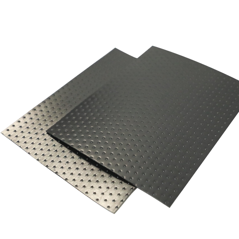 Géomembrane de revêtement d'étang en HDPE noir haute densité résistant à la chaleur pour toiture, revêtement d'étang à poissons, décharge minière
