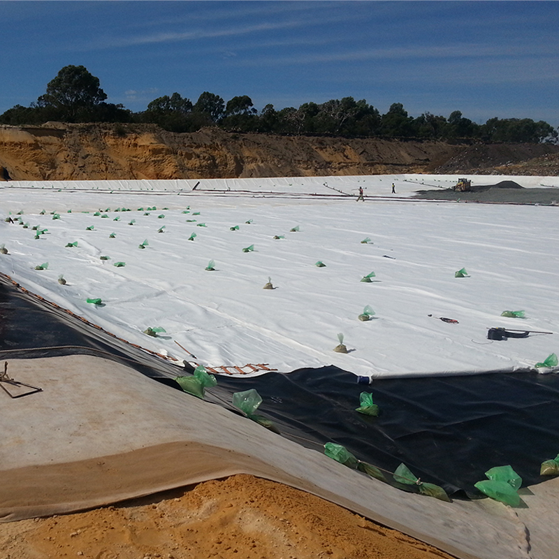 Tissus non tissés en PET/PP Spunbond Géotextile pour réservoirs Lacs artificiels Ressources résiduelles étangs Décharges Filtration Isolement