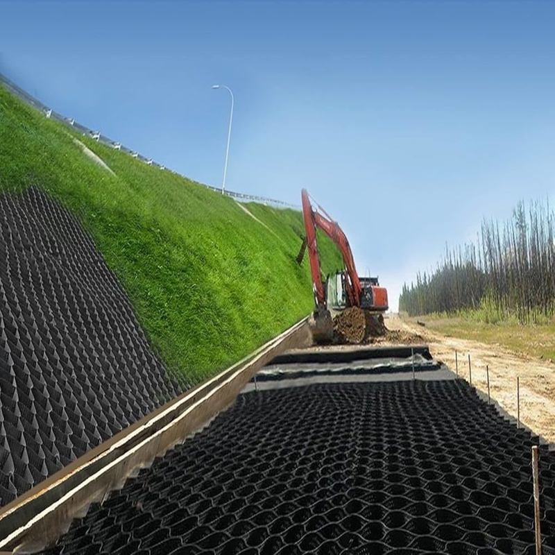 Géocellules en HDPE durables Géocellule en HDPE à surface lisse pour allées Contrôle de l'érosion pour pentes Soutien de mur de soutènement