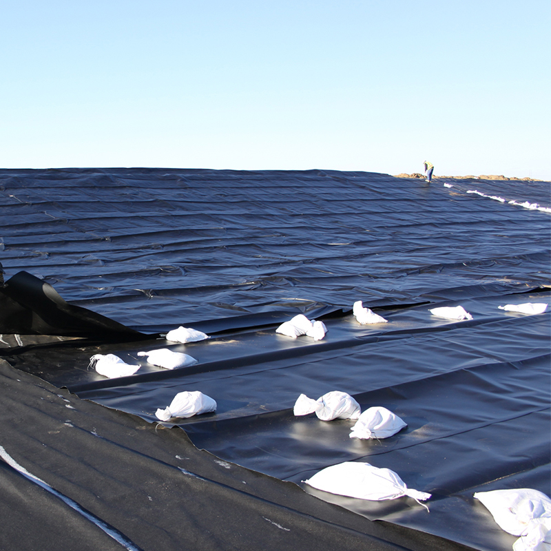 Prix d'usine 100% polyéthylène vierge haute densité géomembrane HDPE imperméable anti-infiltration lisse texturée pour revêtement d'étang de barrage minier de décharge lac d'eau