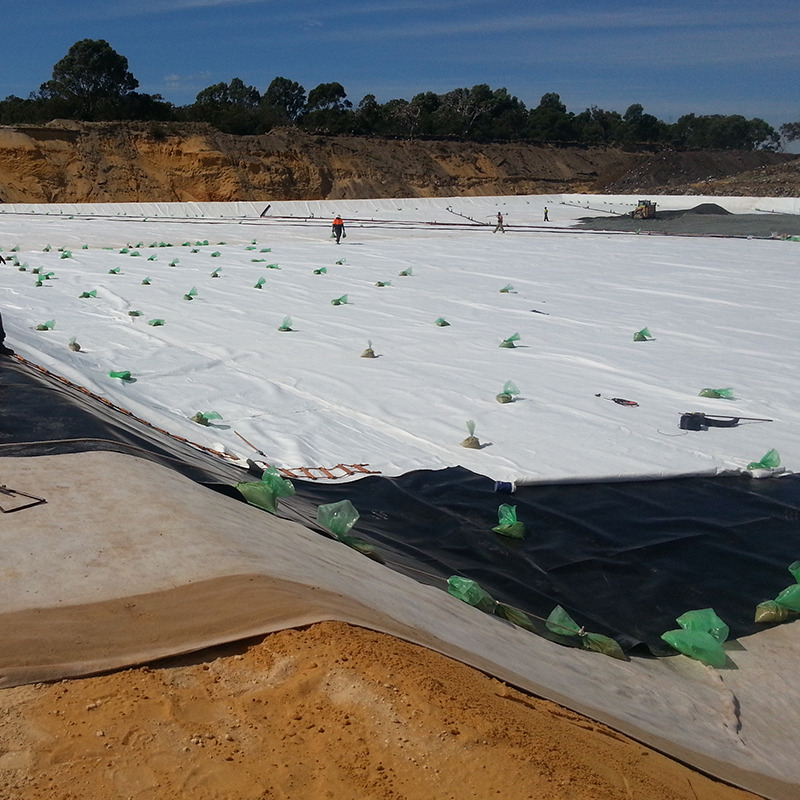 Prix d'usine 100% polyéthylène vierge haute densité géomembrane HDPE imperméable anti-infiltration lisse texturée pour revêtement d'étang de barrage minier de décharge lac d'eau