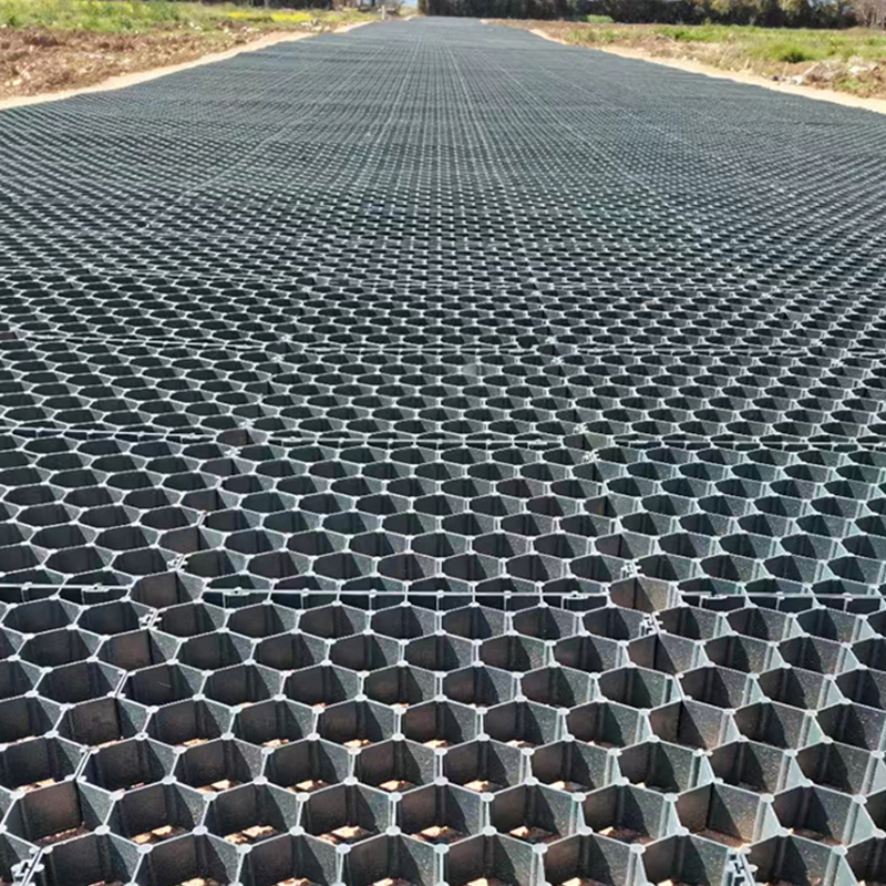 Plastic Grass Grid Paver HDPE Paving Gravel Grids for Parking Lot Honeycomb Paver Soil Stabilizer Driveway Durable Landscape Turf Dam Planting Fire Exit