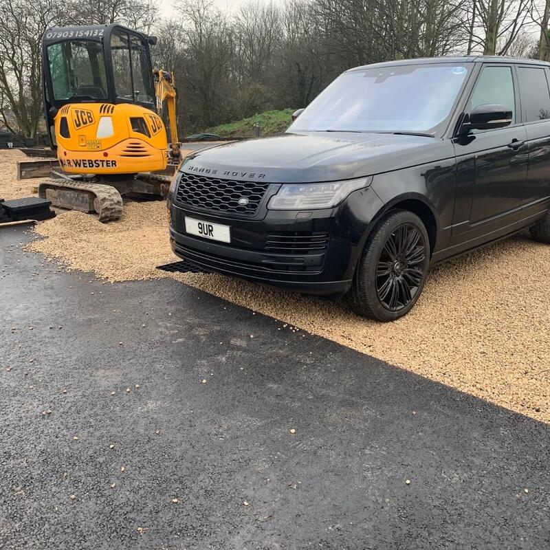 Grille en plastique HDPE pour gazon pour les parkings en revêtement herbeux, le contrôle de l'érosion des pentes, la stabilisation des sols, les pavés en gravier et l'aménagement paysager Grille en plastique pour gazon